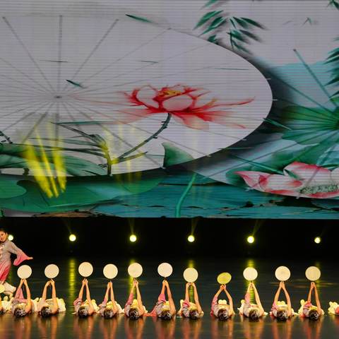 于子雯舞蹈学校比赛