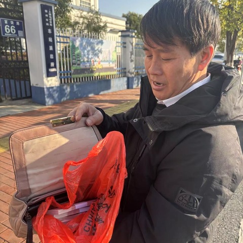 用户15666928的简篇