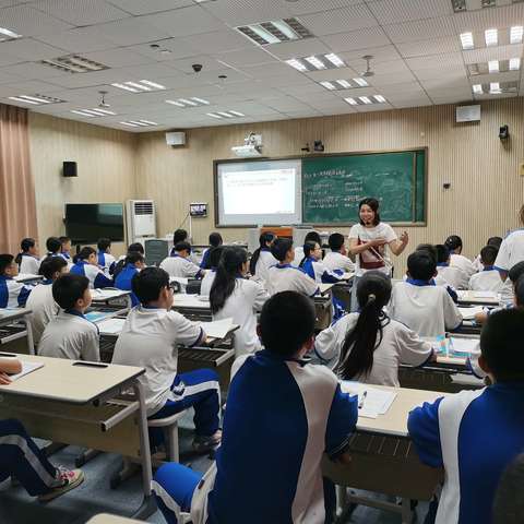 教研启新思，交流促成长 临颍一高教育集团实验中学校区数学校级公开课展示活动