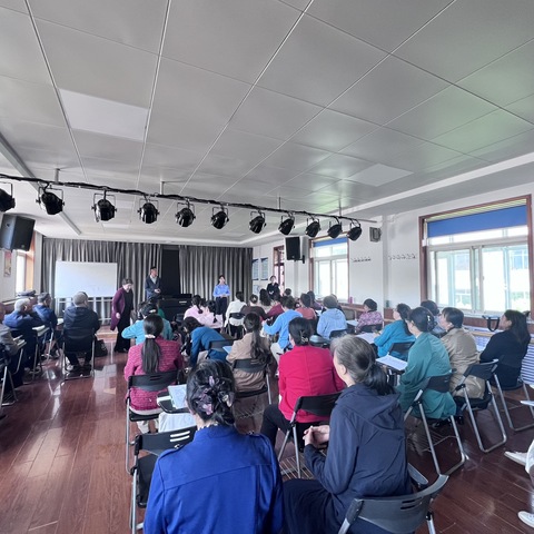 反诈宣传进课堂  守住群众“钱袋子”