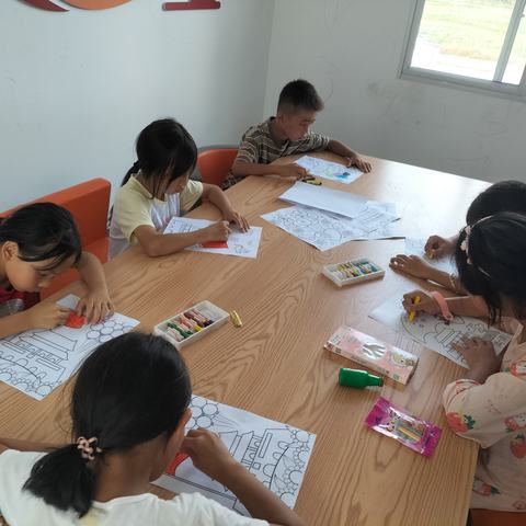 “欢度国庆，创意绘画”