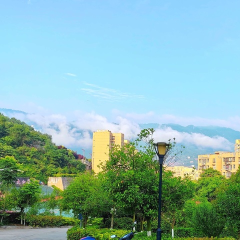 家校共育小课堂（第57期）-2025年“五一”假期安全致学生家长一封信