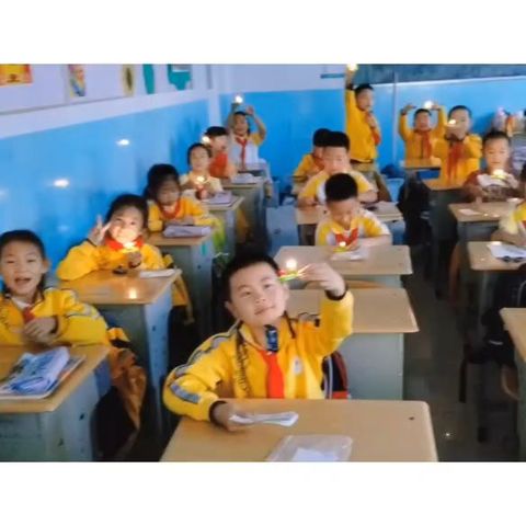 锡市第三小学二年一班坚果科学实验期末总结