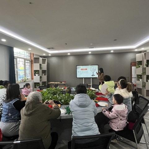 【宣图活动回顾】三八妇女节团扇扭扭花的制作活动成功举办