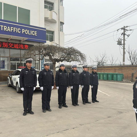 【铜川公安】"提升素质 凝聚力量" 春训大练兵 打造过硬交警队伍