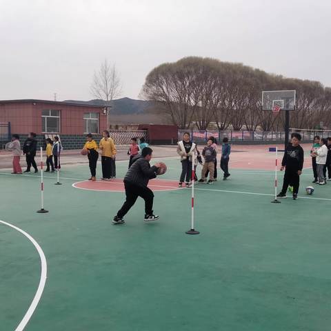 平房子镇中心小学学秋季运动会活动总结