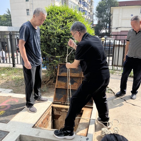 生态环境临潼分局环境监测站开展废水监督性监测与道路交通噪声监测