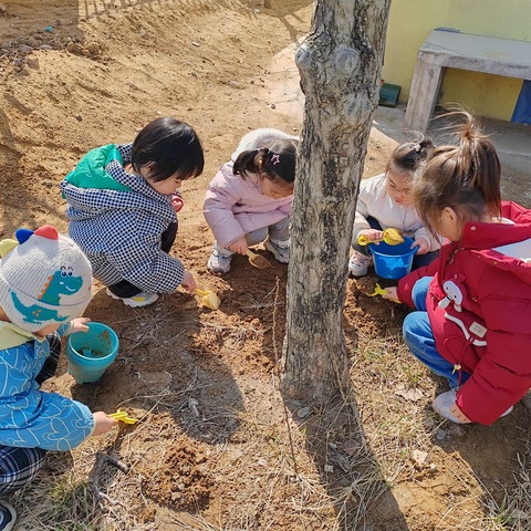 “植”此青绿，“树”写春天——高密市机关幼儿园植树节活动