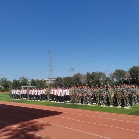 鲜衣怒马少年时，不负韶华争杰出——奎屯市第四中学国防教育暨“尚礼·明慧”主题教育实践活动（五）