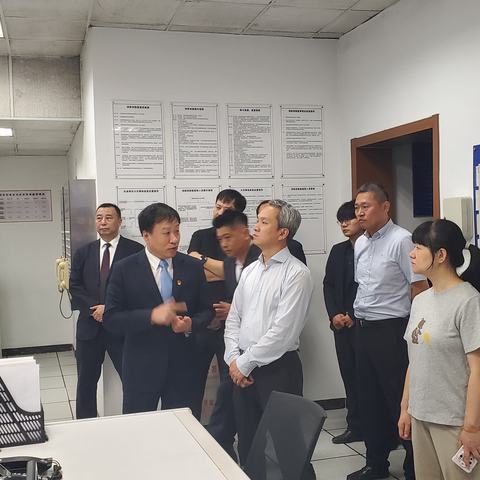 首旅集团领导带队赴新世纪饭店开展安全专项检查