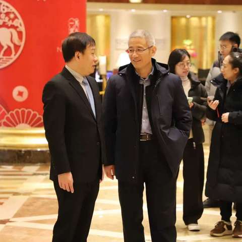 节前查安全 温情暖一线——首旅集团领导莅临新世纪饭店开展节前安全检查与慰问活动
