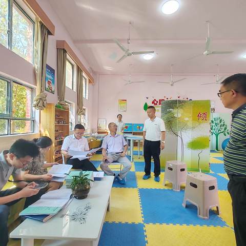 市教育体育局组织专家到凤冈县开展2024年特殊教育视导工作