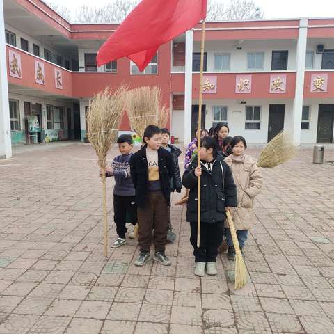 汾陈镇王梦寺回民中心小学“从小事做起，用实际行动传承雷锋精神”活动