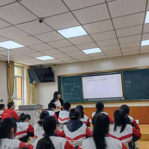 示范引领 追光同行—— 马集中学骨干教师示范课活动纪实