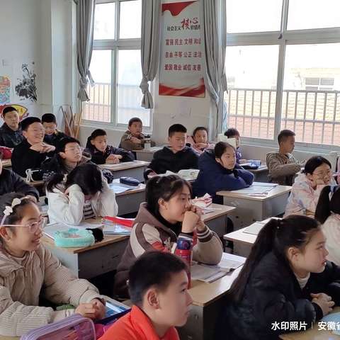 六下科学《小小工程师》六（3）班学习纪实