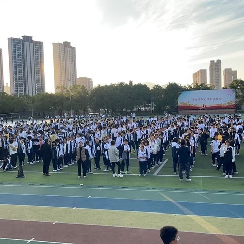 “投”出精彩，“篮”住趣味          ——记龙岩北附七年级趣味运动