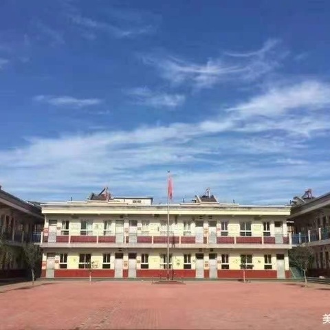 指为琴动，心随乐舞—-水￼冶镇小东关小学￼古筝社团（四)