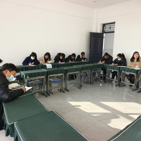 解读体育新课标，赋能教学新实践——记北塬中心校综合组教研活动
