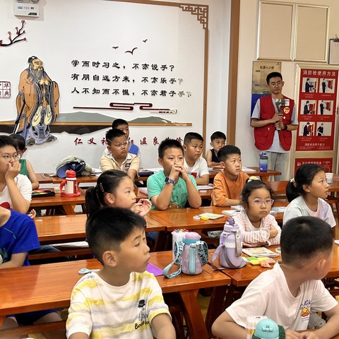 课堂不同young，睦邻溢精彩         ——会仙山社区暑期睦邻课堂顺利开课