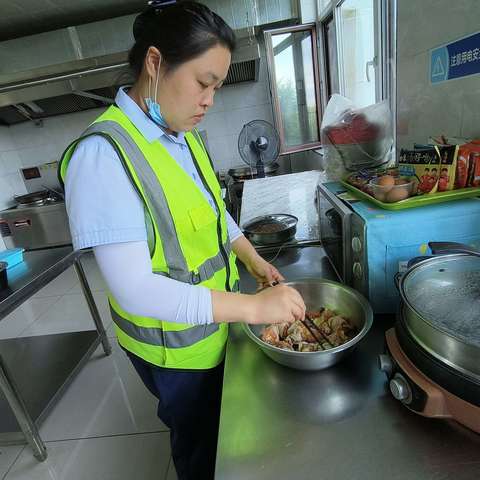 民以食为天！吉舒收费站开展美食评比活动