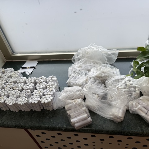 小小硬币暖人心