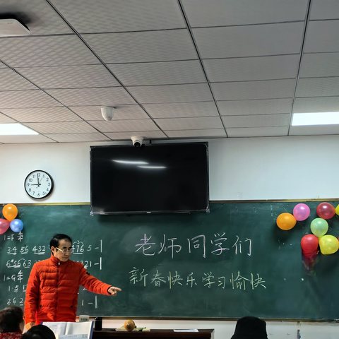 开学啦 ——樊城区老年大学葫芦丝中级班