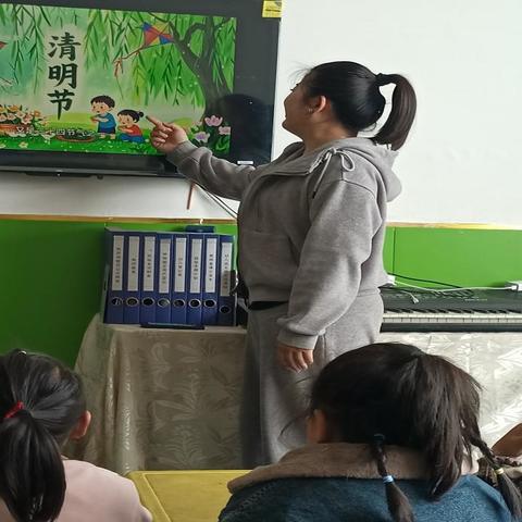 清明时节探非遗  萌宝缅怀共传承