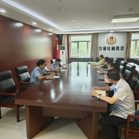 六支队约谈出租汽车企业 持续提升出租车服务质量