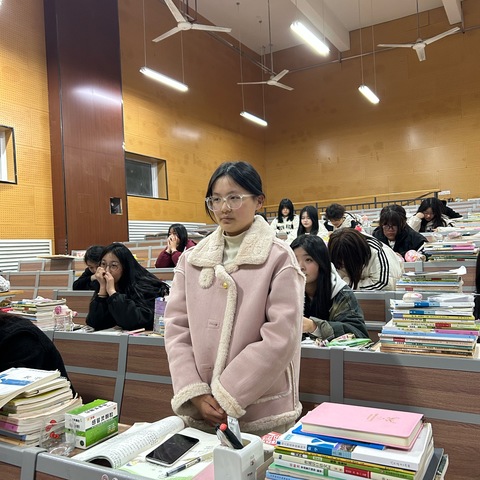 欺凌同学要不得，互助互爱好品德——23级幼师升学一班主题班会