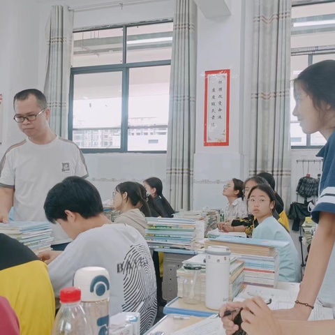 深耕细研踏歌行，复习研讨备中考 ——理化生复习研讨活动