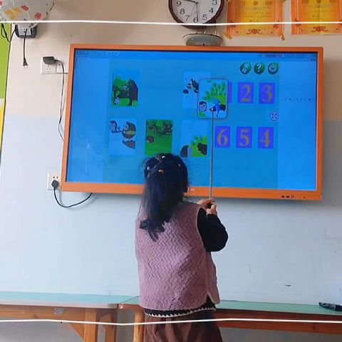 育蕾朵朵幼儿园2025年秋季学期大二班第十五周成长记录