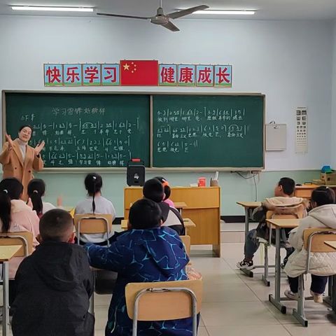 刘家堡中心小学                                    学雷锋主题活动总结