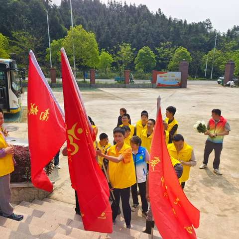 缅怀先烈，祭奠忠魂——南城县残疾人托养康复中心清明祭扫活动