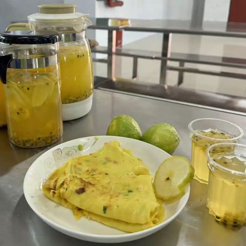 烹饪进课堂 劳动真滋味 覃塘区翰林小学五（2）班劳育实践烹饪课——制作香葱鸡蛋饼