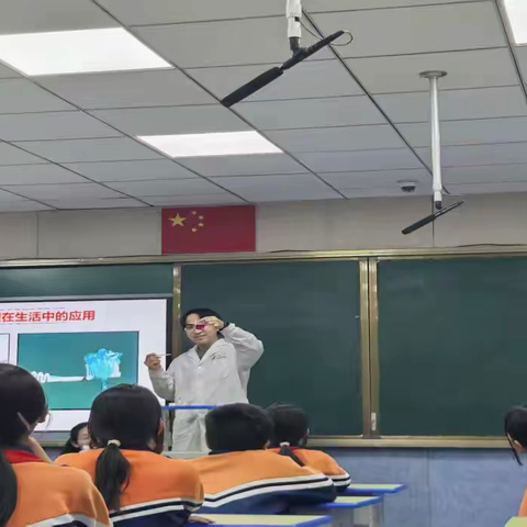 当童心遇见科学，绽放五彩斑斓的梦想——北方民族大学化学与化学工程学院科普活动走进兴泾镇中石油希望小学