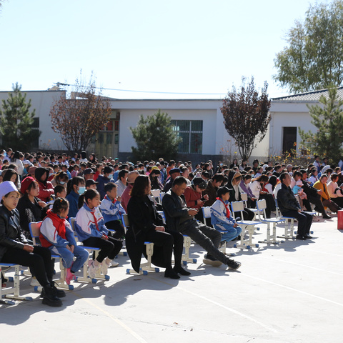 相约家长会    静待花开时——曹务学区召开2024年春季学期家长会