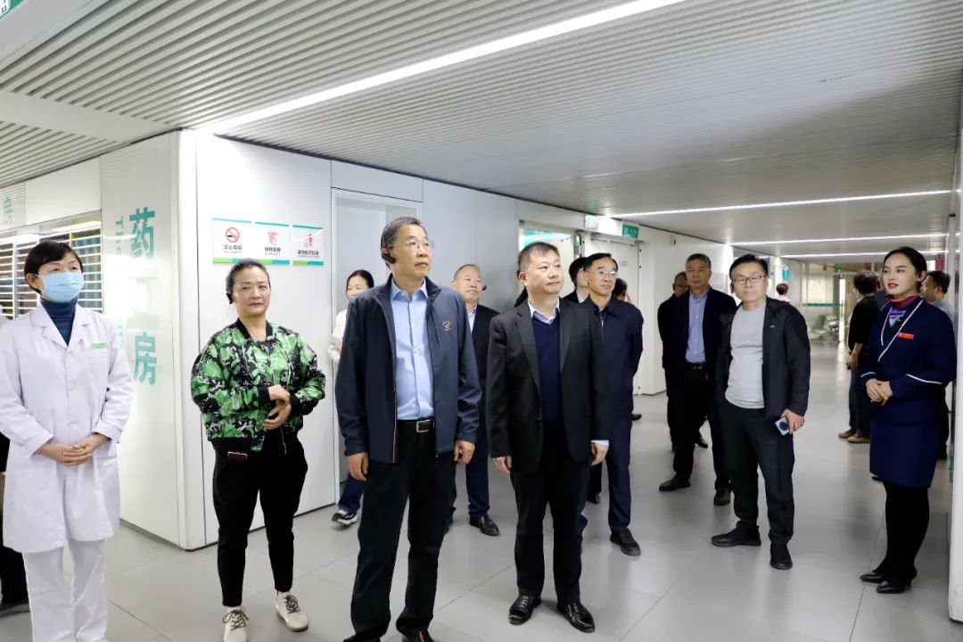 简篇-【医院动态】市人大常委会副主任刘耀军一行到市二院调研指导工作