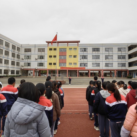 扫黄打非除恶 净化校园环境 ——港口镇西街小学开展“扫黄打非”系列活动