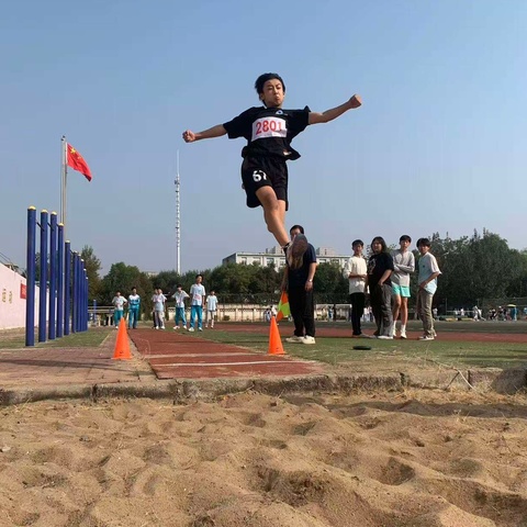 燃情赛场，逐梦青春！天津市第九十三中学校园田径运动会圆满落幕