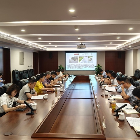 经开区组织召开夏季道路交通安全工作专题会