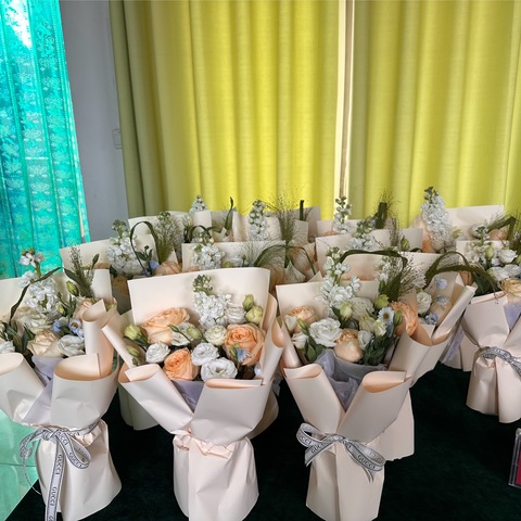 春风送暖情 巾帼绽芳华 ——陡门乡中心小学 ﻿“三八国际妇女节”特别活动