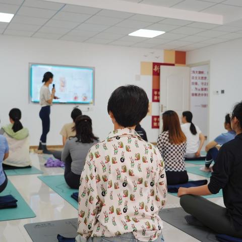 济南市市中区兴隆街道兴润社区计生协会“感恩母爱 传承家风” 母亲节系列主题活动