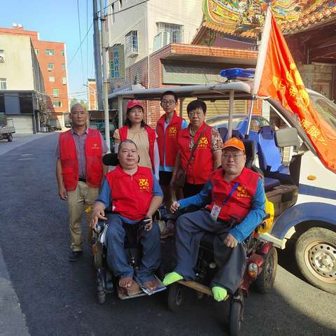 “月满中秋，情暖桑榆”——中秋敬老关怀行动！