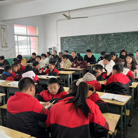 “经验共享融智慧 扎根课堂求实效”——上集镇中心校召开新课改经验交流会