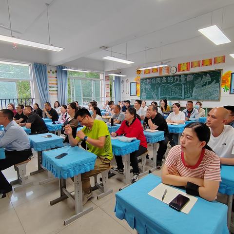 【全环境立德树人】“幸福童年  共育花开”—长河小学家长会纪实