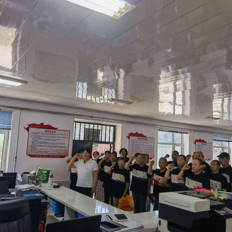 南木鄂伦春民族乡黎明社区开展“庆七一·颂党恩”主题党日活动