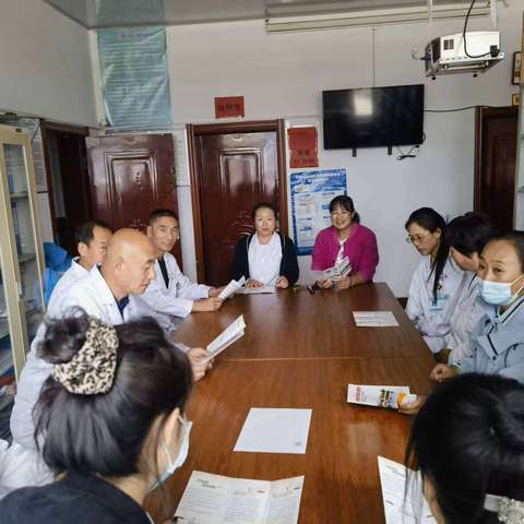 南木鄂伦春民族乡黎明社区开展“感党恩、听党话、跟党走”惠民政策宣传活动