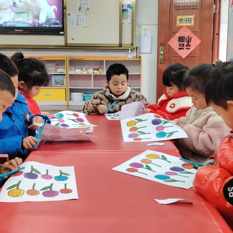 童心知感恩  爱在女神节—— 龙马民族学校附属幼儿园“三八”女神节主题活动