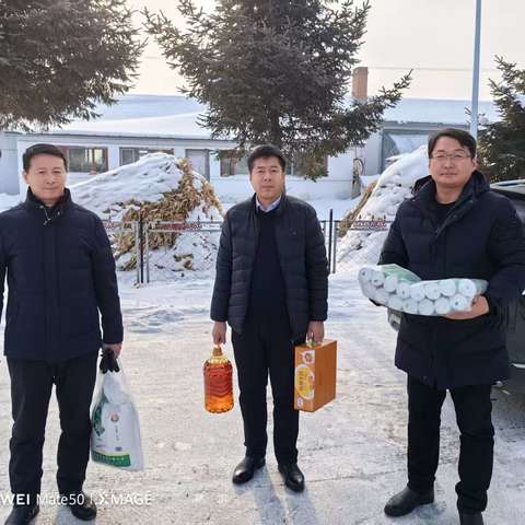 岁寒情深暖人心  政协委员走在前