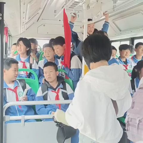 踏春记